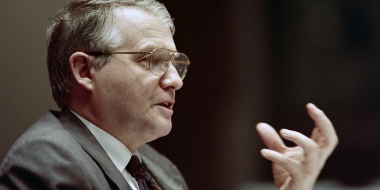 Во Франции умер один из первооткрывателей ВИЧ – Люк Монтанье