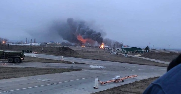 Обстрелян военный аэропорт в Ростовской области – неизвестные патриоты задействовали «Точку-У» (ФОТО, ВИДЕО)