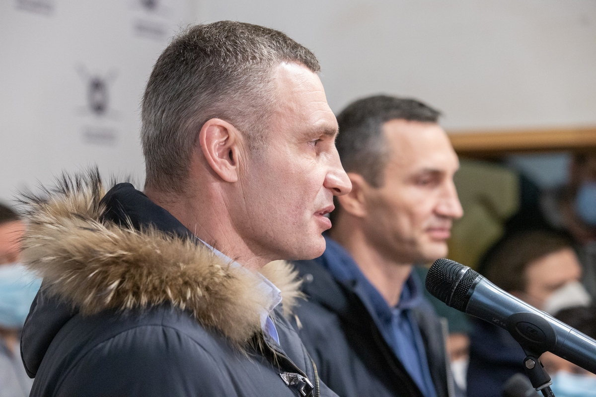 Владимир Кличко вступает в бригаду теробороны Киева (ФОТО)