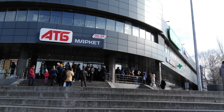 Как николаевцы реагируют на вторжение России (ФОТО)