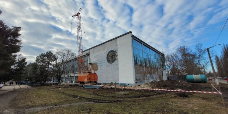 Пробный заплыв в николаевском плавбассейне «Заря»: профессиональные спортсмены высказали свое мнение (ФОТО)