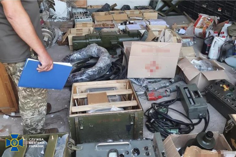 Контррозвідка СБУ запобігла нелегальному вивезенню з України військової продукції на майже 800 млн. грн. (ФОТО)
