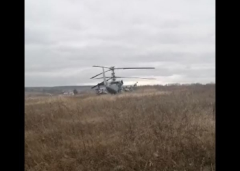 Войска РФ прорываются на Киев, под Гостомелем сбит вражеский вертолет (ВИДЕО)