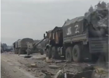 ВСУ на Херсонщине разбомбили колонну военной техники РФ из оккупированного Крыма (ВИДЕО)