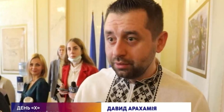 Арахамия заявил, что CNN, Bloomberg и WSJ — хуже Скабеевой и Соловьева