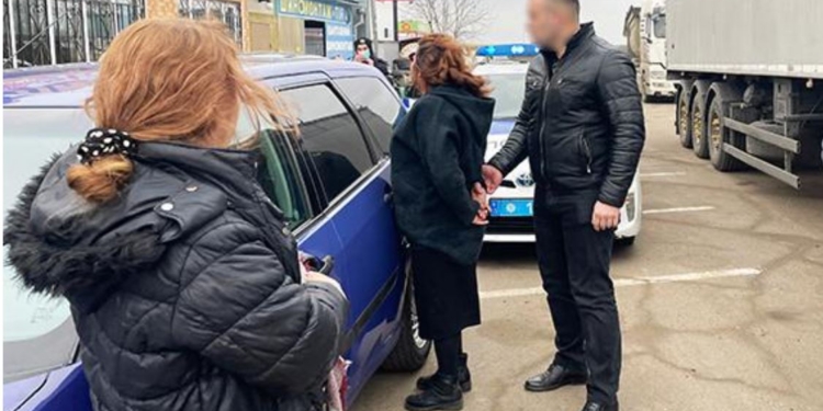 Две шайки гастролеров-мошенников задержали николаевские правоохранители (ФОТО, ВИДЕО)