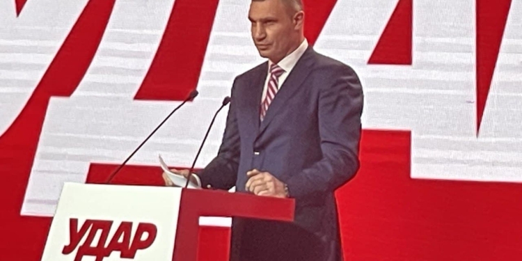 И на президентские. Кличко заявил, что УДАР пойдет на парламентские выборы самостоятельно (ФОТО)