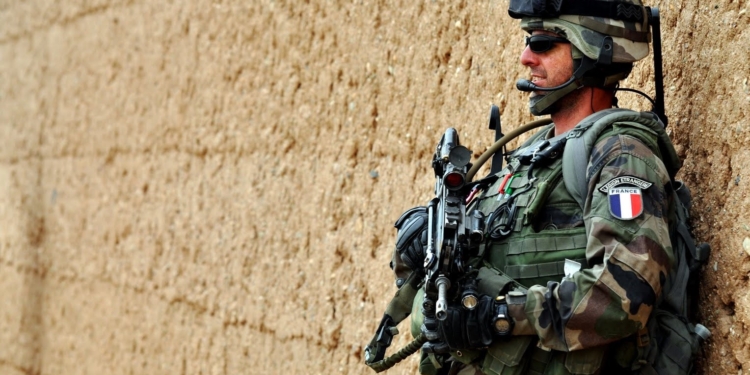 Часть французского легиона в полной экипировке прибудет в Украину