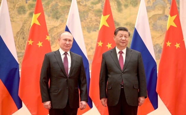 Китай на фоне угроз ядерным оружием призвал РФ к сдержанности