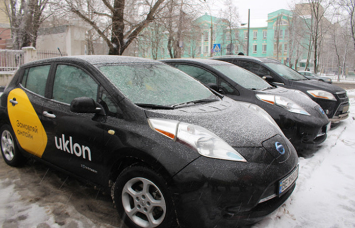 В Николаеве бастуют таксисты сервиса Uklon