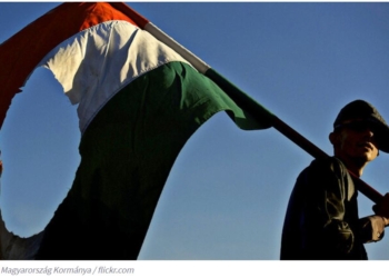 Венгрия запретила транзит летального оружия для Украины через свою территорию