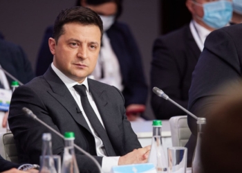 “Ни один действительно наш телеканал не пострадал”, – Зеленский