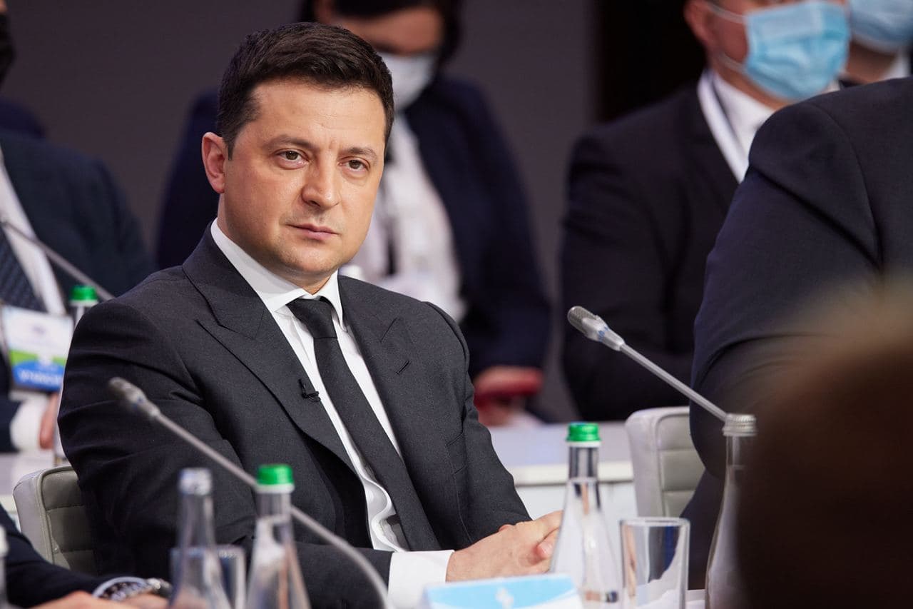 “Ни один действительно наш телеканал не пострадал”, – Зеленский