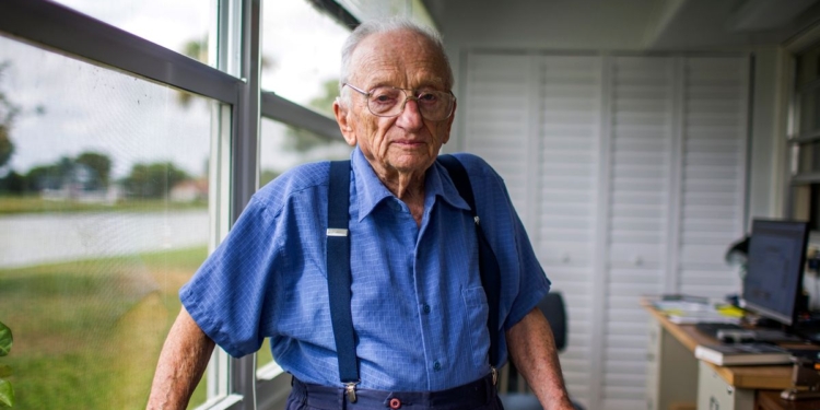 Последний оставшийся в живых прокурор Нюрнбергского процесса заявил, что Владимир Путин должен быть «за решеткой»