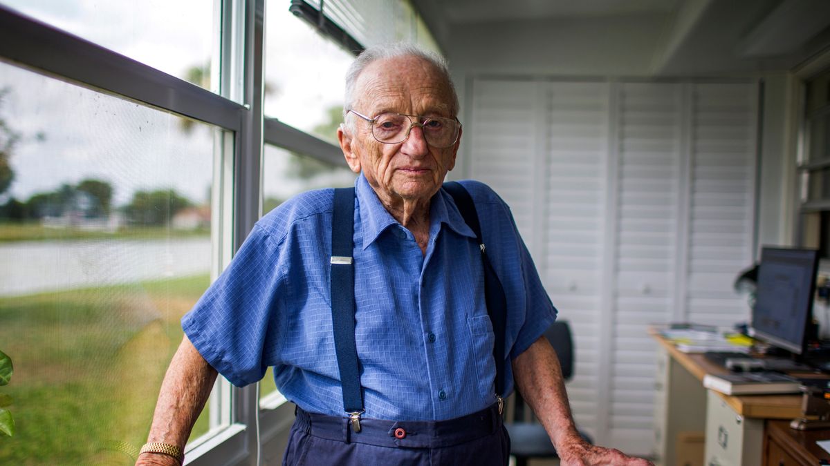 Последний оставшийся в живых прокурор Нюрнбергского процесса заявил, что Владимир Путин должен быть «за решеткой»