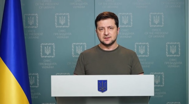 Володимир Зеленський: «Після удару по площі Свободи в Харкові Росія – це держава-терорист» (ВІДЕО)