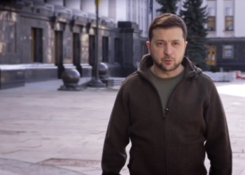 «Маємо бути кожен як повноцінна армія» – звернення Володимира Зеленського (ВІДЕО)