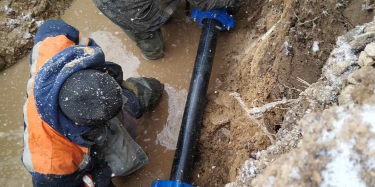 «Николаевводоканал» восстановил водоснабжение в Ракетном Урочище, исчезнувшее после обстрела российскими оккупантами