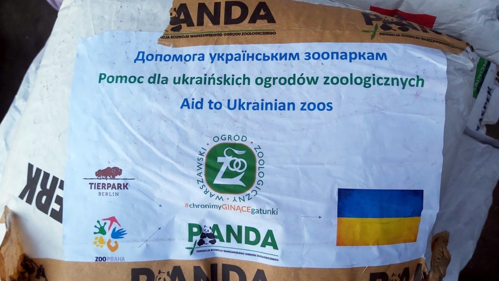 Николаевский зоопарк получил свыше 1 тонны кормов и ветпрепаратов от зоопарков Европы (ФОТО) 1