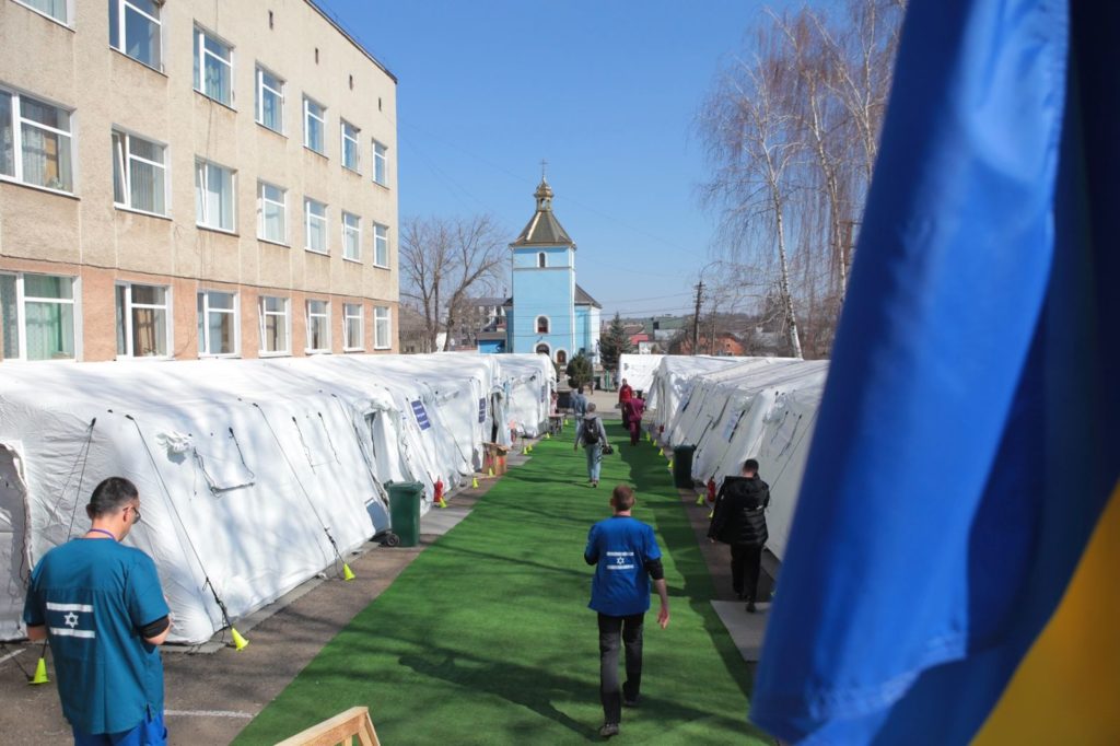 Працюють ізраїльські медики: на польсько-українському кордоні відкрили перший польовий госпіталь (ФОТО) 2