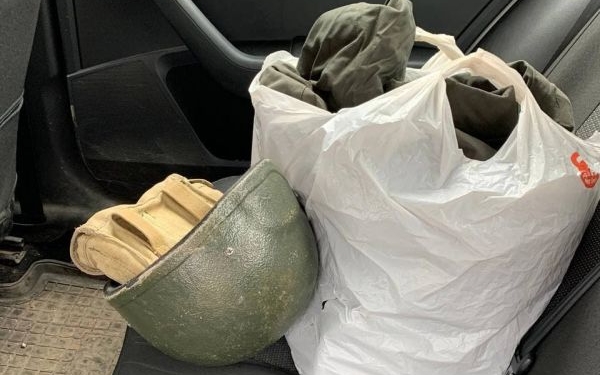 На окраине Николаева нашли комплект российской военной формы (ФОТО)