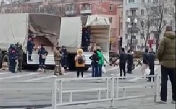 Картинки не получилось: в Херсоне за оккупантской «гуманитаркой» пришли единицы, и не факт, что херсонцы (ВИДЕО)