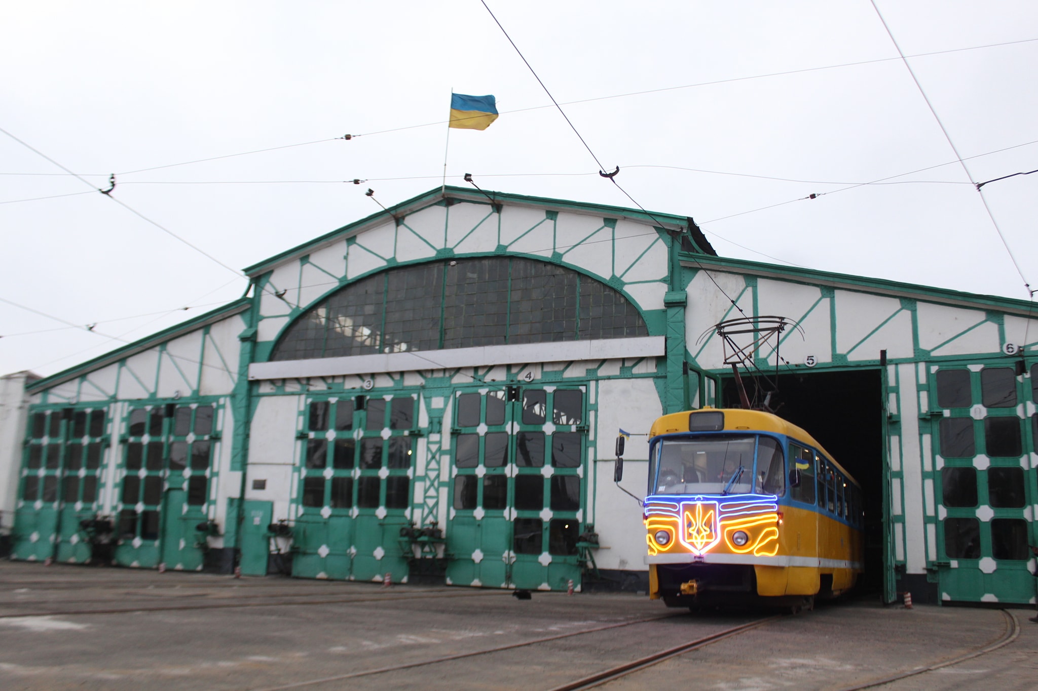 В Миколаєві міський електротранспорт вийшов на маршрути