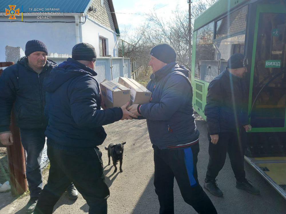 В Николаев из трех сел вывезли еще 75 человек (ФОТО) 3