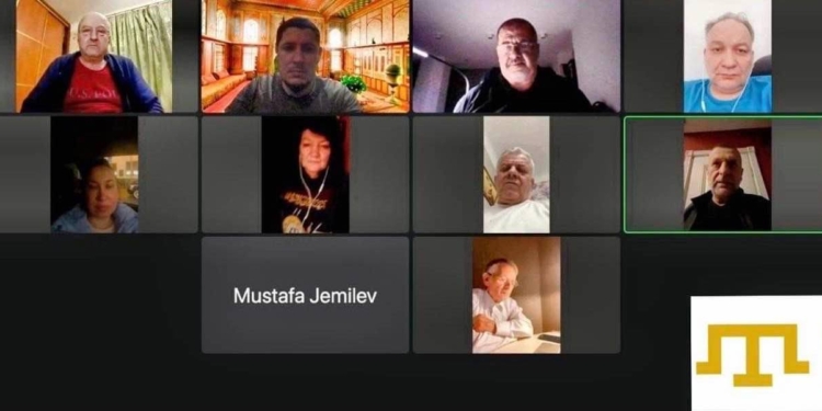 На совещании Меджлиса решили: условием завершения войны должно стать возвращение Крыма