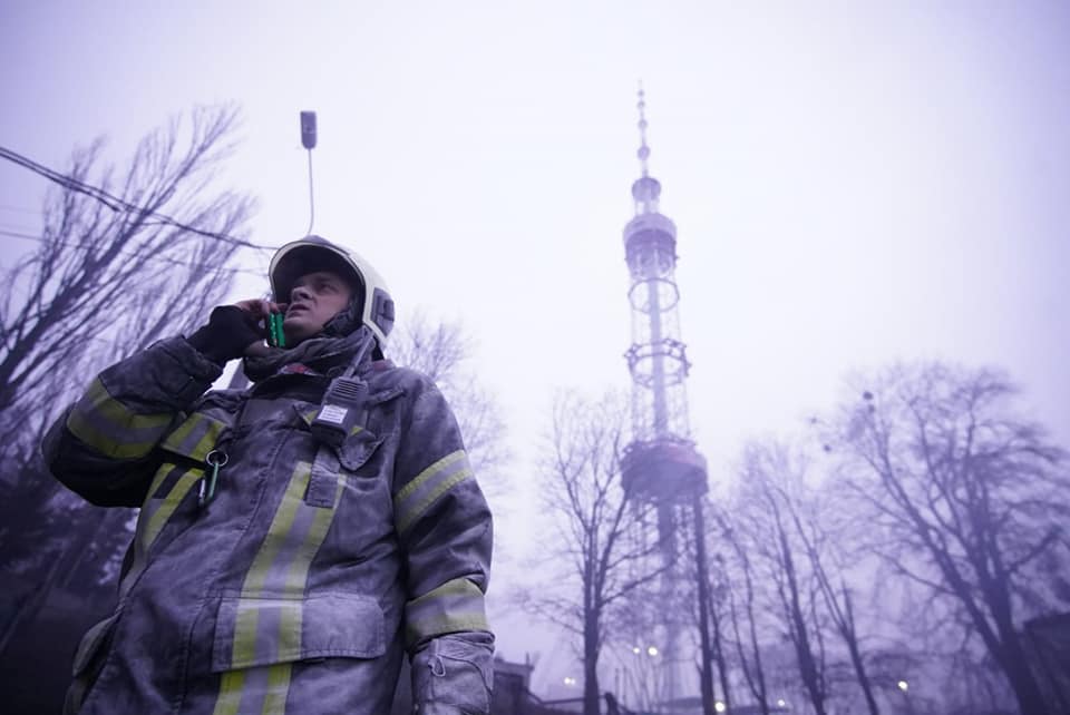 В результате ракетных ударов по телевышке в Киеве 5 погибших, 5 раненых (ФОТО) 3