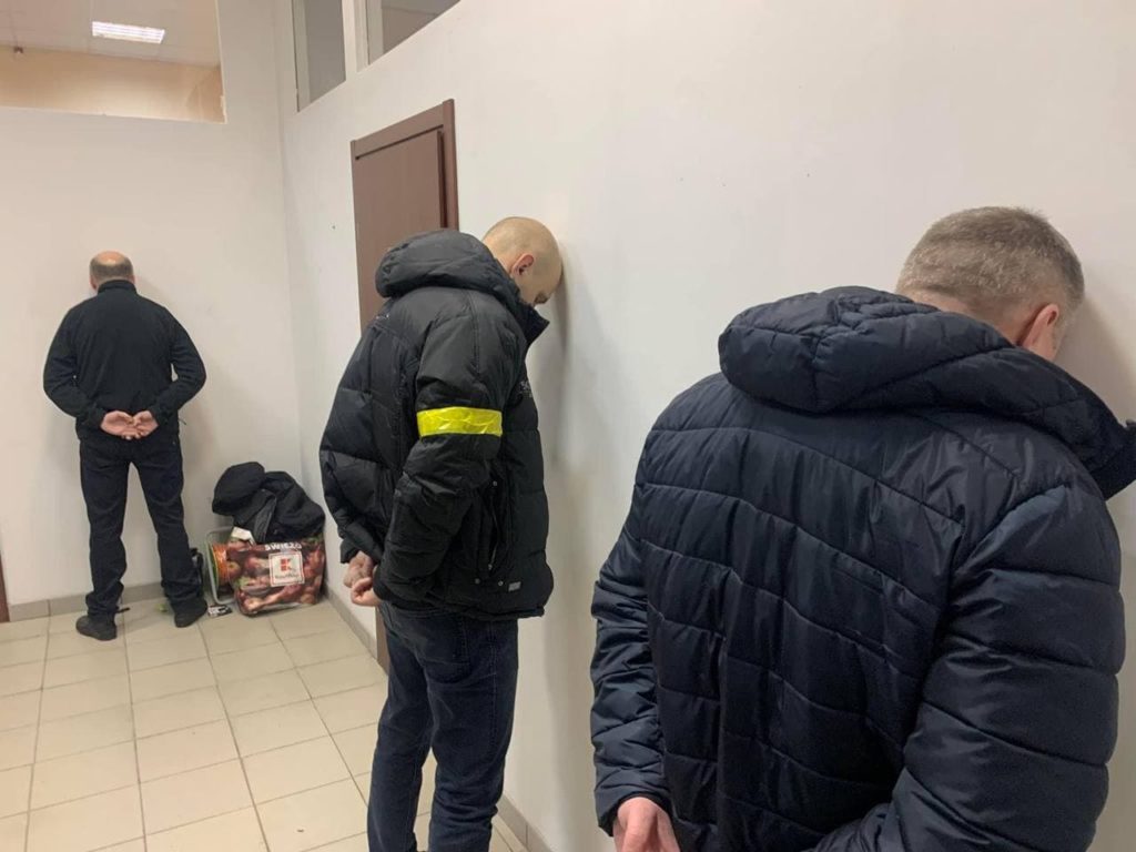 Задержание Шуфрича в Киеве на фотографировании блокпоста: его охранники отстреливались (ФОТО, ВИДЕО) 7