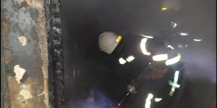 Спасатели показали результаты обстрелов в Николаеве (ФОТО)