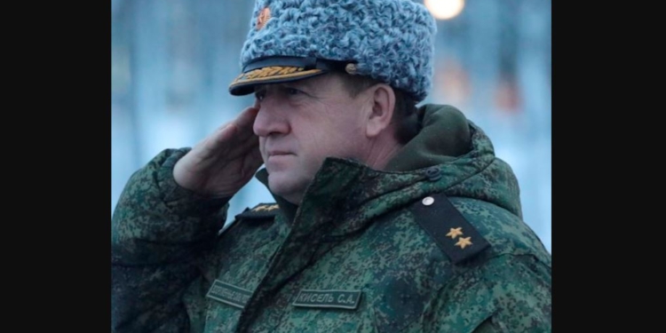 Не справился. Рашисты сняли с должности командующего первой танковой армии Киселя