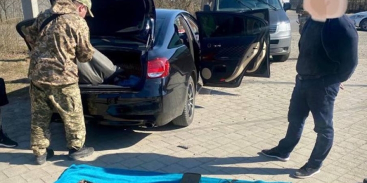 На Закарпатье задержали ДРГ ФСБ, ее целью было убийство Зеленского (ФОТО)