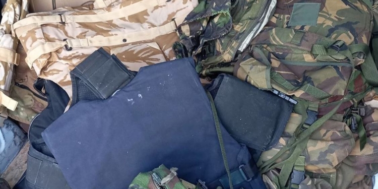 Николаев получил помощь из Англии – бронежилеты, каски, обувь для защитников города (фОТО)