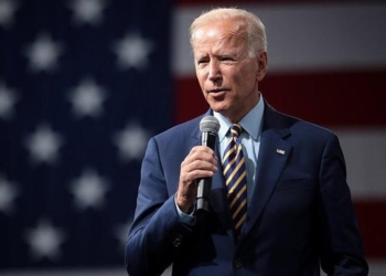 Диктатор не может оставаться у власти, – речь Байдена в Варшаве (ВИДЕО)