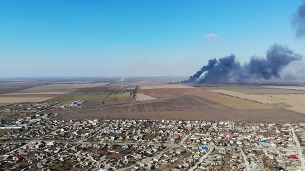 Взрывы в Чернобаевке во время уничтожения вражеской техники вчера под Херсоном зафиксировал спутник NASA (ФОТО) 9