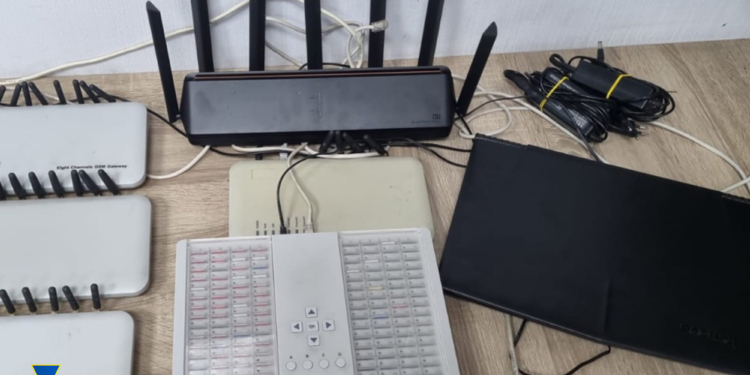 СБУ задержала хакера – он обеспечивал оккупантов связью в Украине (ФОТО)