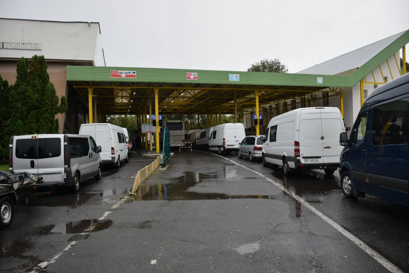 В Украину за 5 дней войны вернулись 80 тысяч человек – ГПСУ