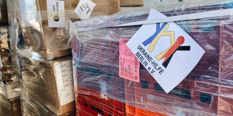 Ліки, медобладнання, продукти харчування. Миколаївщина отримує гуманітарну допомогу (ФОТО)