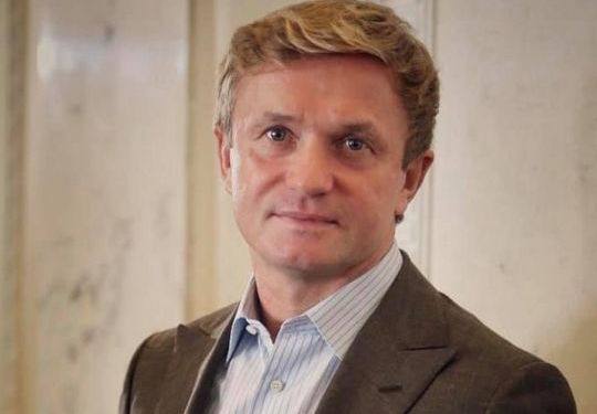 Нардеп-миллионер пытался покинуть Украину с крупной суммой в долларах, – СМИ