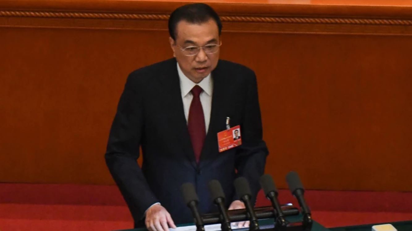 “При выстраивании двусторонних отношений мы никогда не действуем против третьей стороны”. Китай пытается прояснить свою позицию