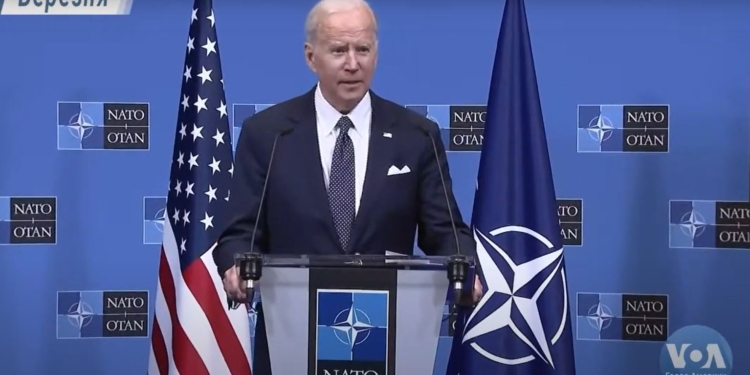 $1 млрд. гумпомощи беженцам, системы ПВО уже в пути, Путин почувствует санкции, – Байден провел пресс-конференцию по итогам саммита НАТО (ВИДЕО)