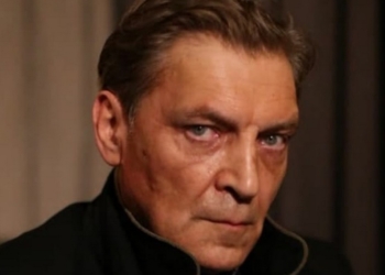 “Мы презираем нацизм и сталинизм”. С подачи Невзорова “Азов” обратился к россиянам