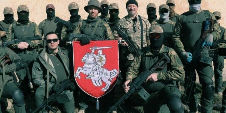 При ВСУ сформирован белорусский полк «Пагоня» (ФОТО)