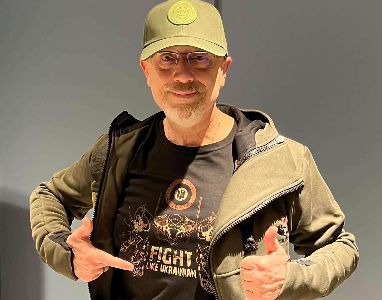 “Це вже не армія – це звичайні боягузи і терористи”. Міністр оборони Рєзніков звернувся до українців