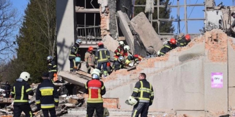 Атака на Ровенскую телевышку – 9 погибших, 9 раненых, под завалами люди (ФОТО)