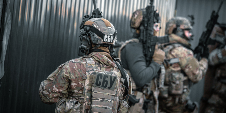 В Николаеве задержали двух пособников врагу, – СБУ