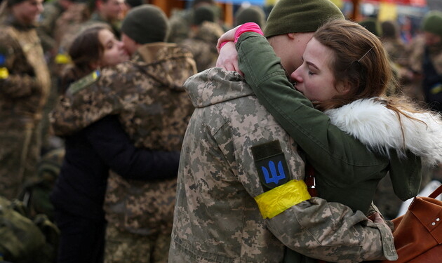 Абсолютное большинство украинцев верят в победу в войне и исключают раскол страны