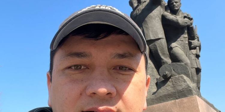 «И кто теперь фашист?» – глава Николаевской ОВА показал мемориал в центре Николаева, установленный в честь освободителей города от немецко-фашистских захватчиков (ВИДЕО)